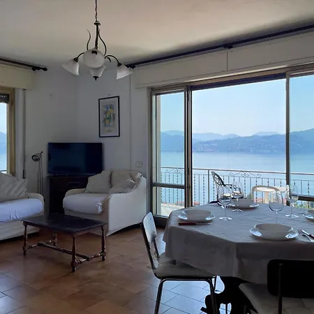 Balcone Su Cannero
